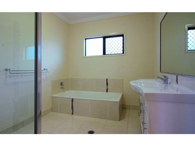 22 Dundabella Drive, Deeragun QLD 4818