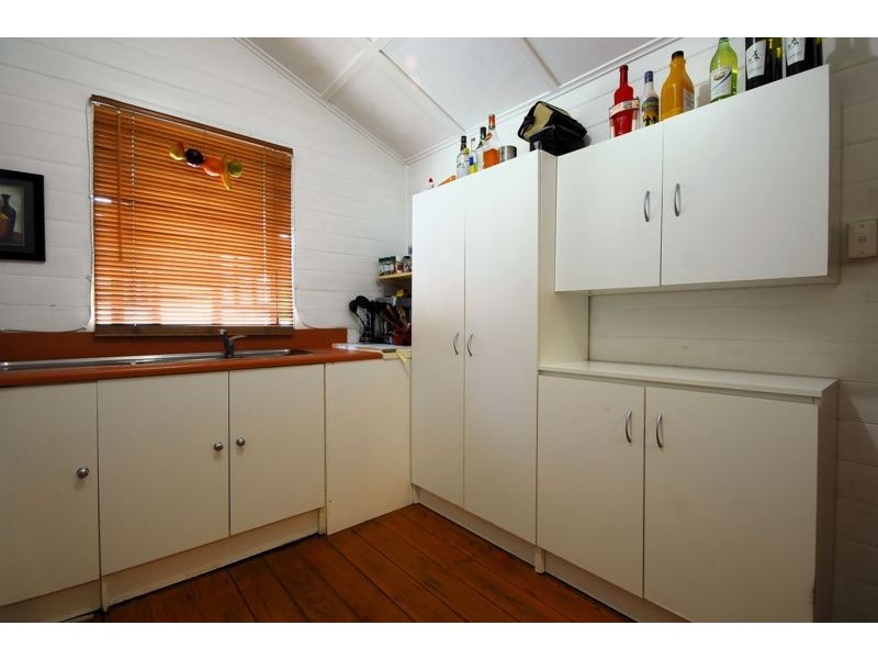 6 Nelson Street, South Townsville QLD 4810