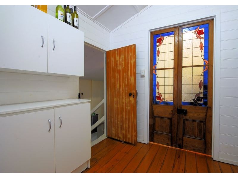 6 Nelson Street, South Townsville QLD 4810