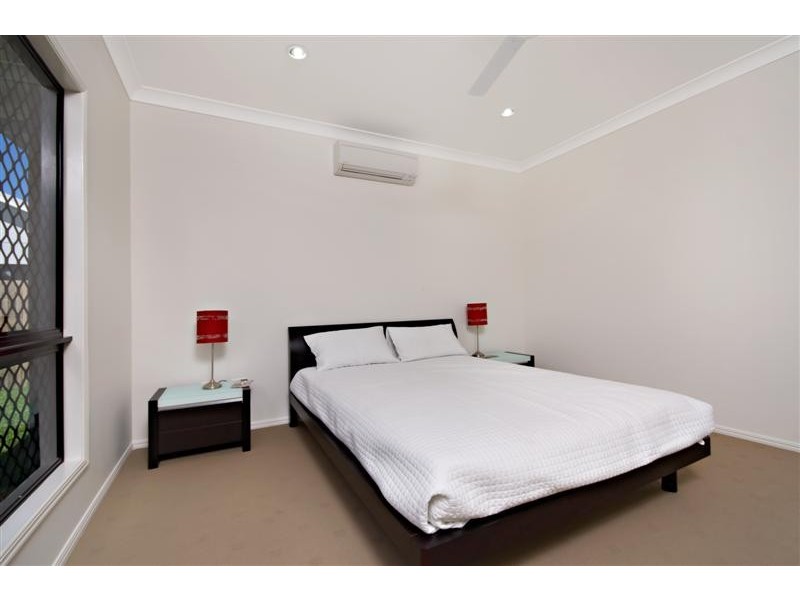 14 Dunlop Street, Kelso QLD 4815