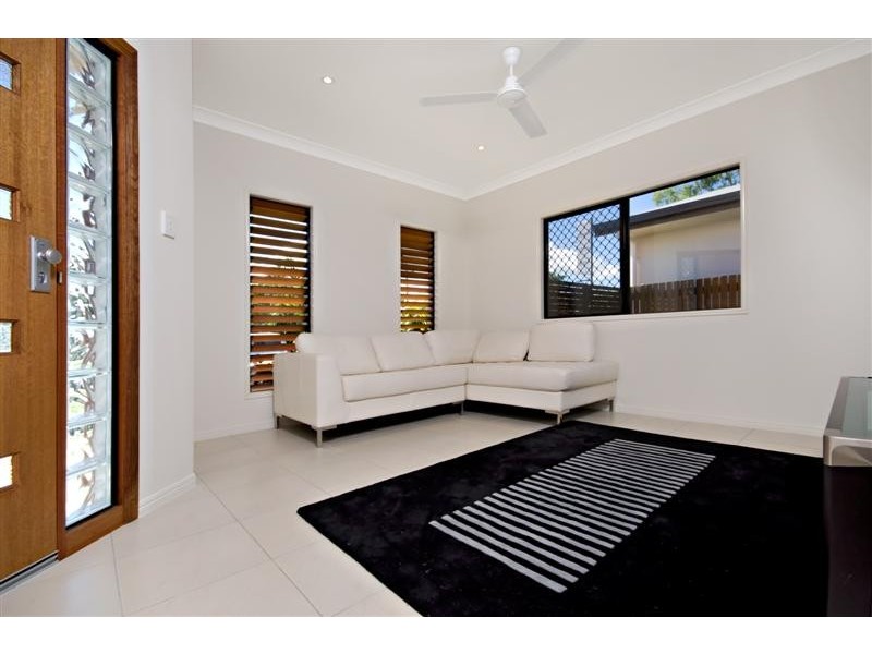 14 Dunlop Street, Kelso QLD 4815