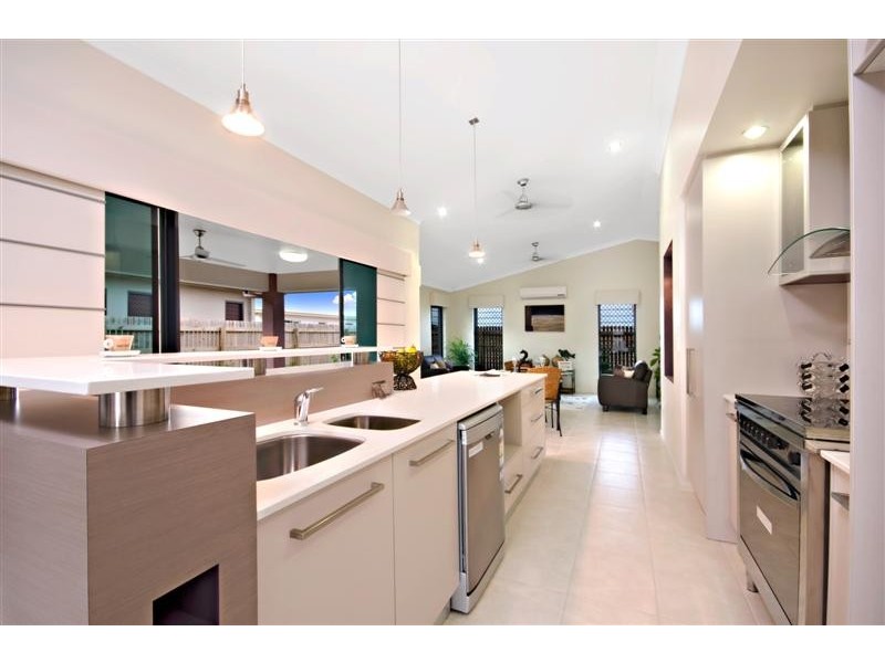 18 Dunlop Street, Kelso QLD 4815