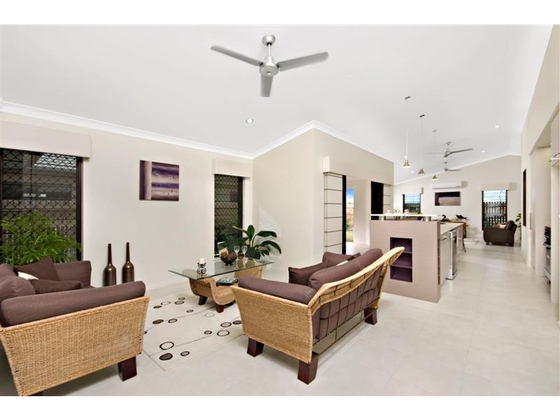 18 Dunlop Street, Kelso QLD 4815