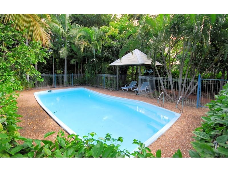 18 Karina Crescent, Rasmussen QLD 4815