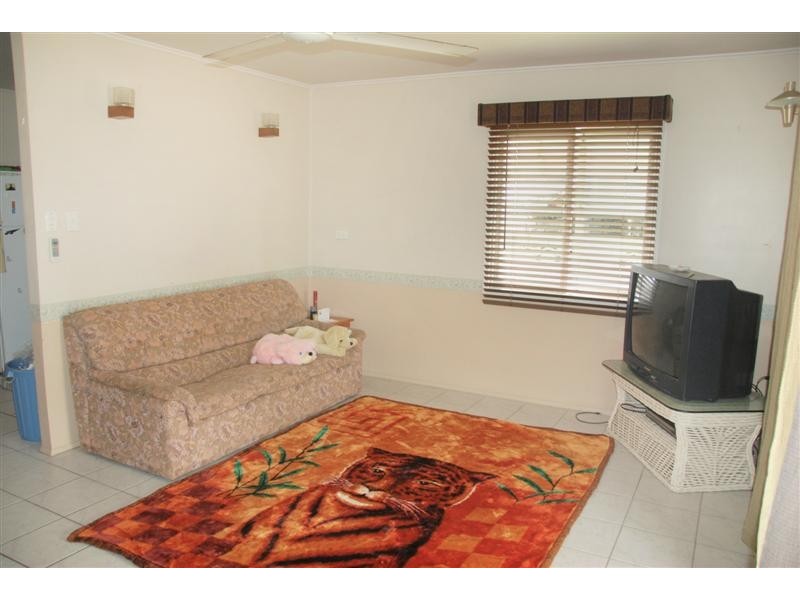 313 Charles Street, Cranbrook QLD 4814
