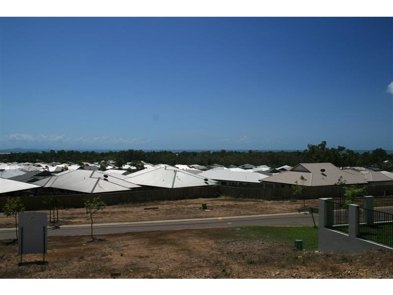 45 Shutehaven Circuit, Bushland Beach QLD 4818