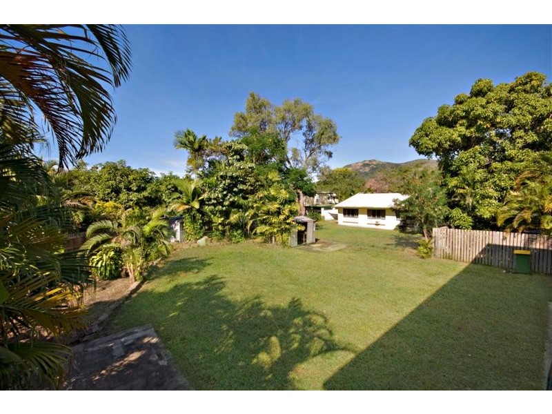 6 Bruce Court, Douglas QLD 4814