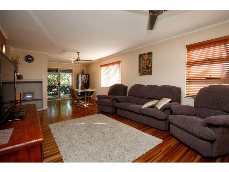 26 Ives Street, Kirwan QLD 4817