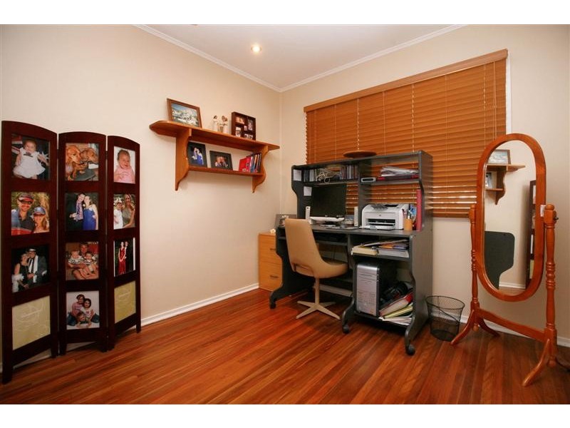 26 Ives Street, Kirwan QLD 4817