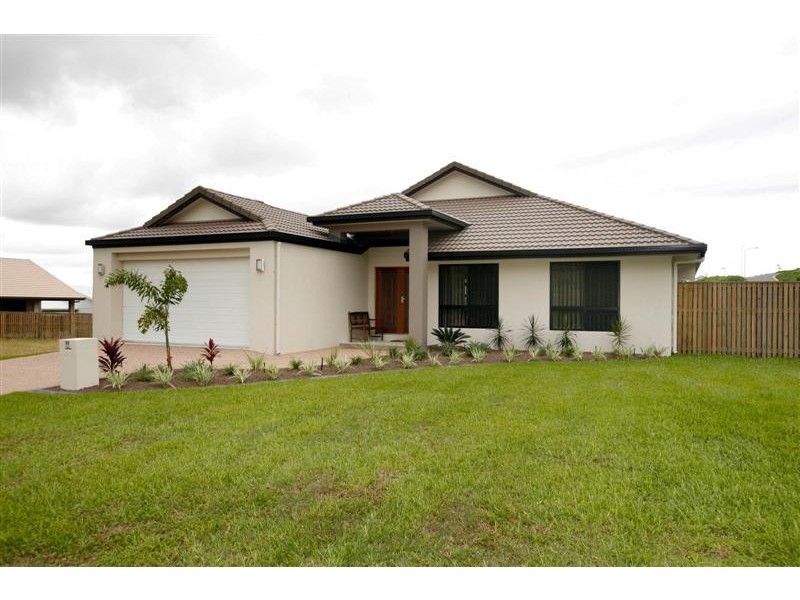 8 Littabella Place, Bushland Beach QLD 4818