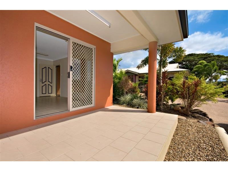 1/96  Gollogly Lane, Rasmussen QLD 4815