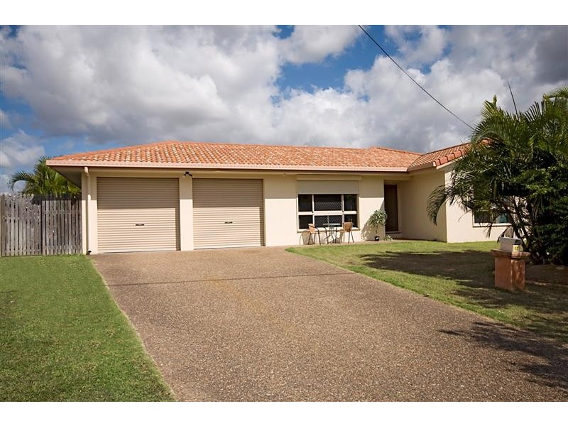 12 Bellamy Drive, Rasmussen QLD 4815