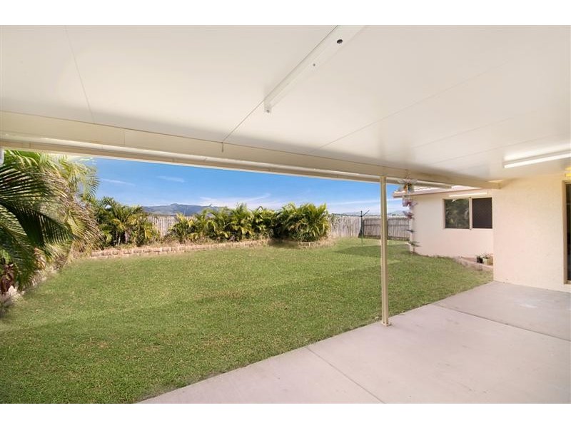 12 Bellamy Drive, Rasmussen QLD 4815