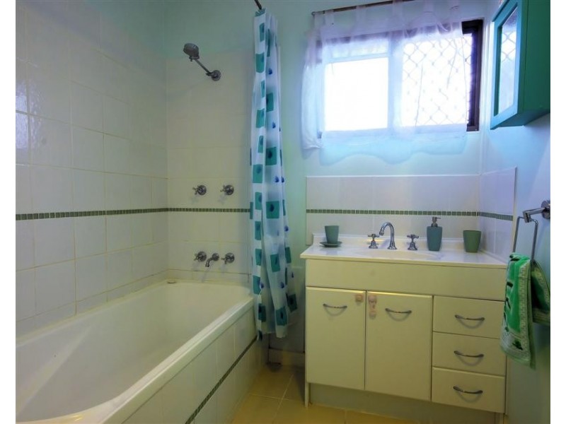 86  Framara Drive, Kelso QLD 4815