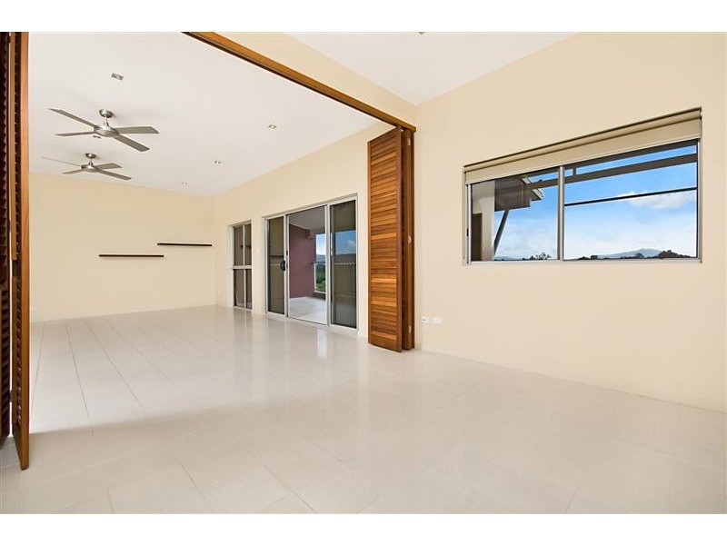 14/237 Riverside Bld, Douglas QLD 4814