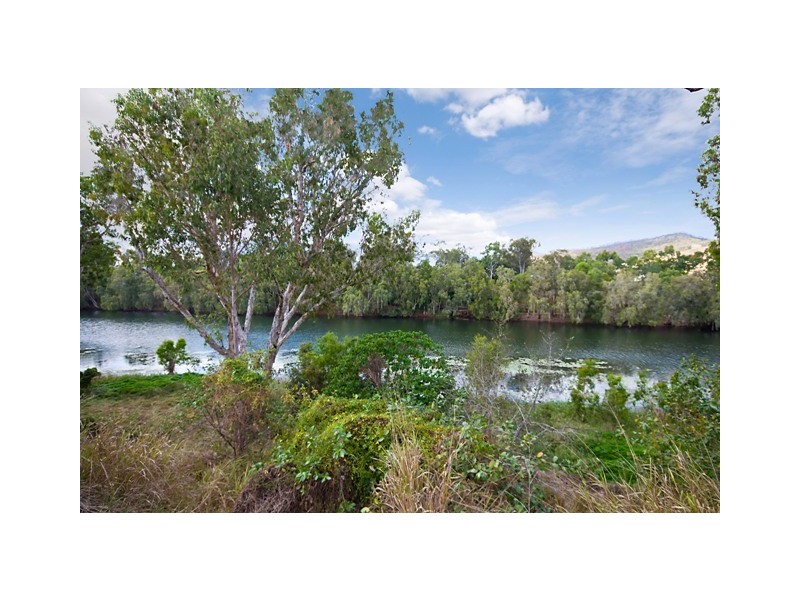 12  Barrallier Place, Cranbrook QLD 4814
