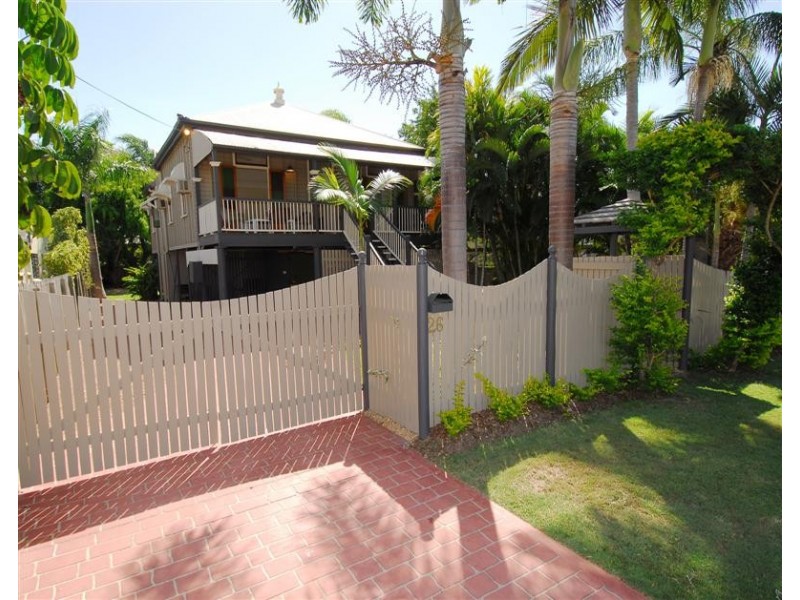 26 Tenth Avenue, Railway Estate QLD 4810