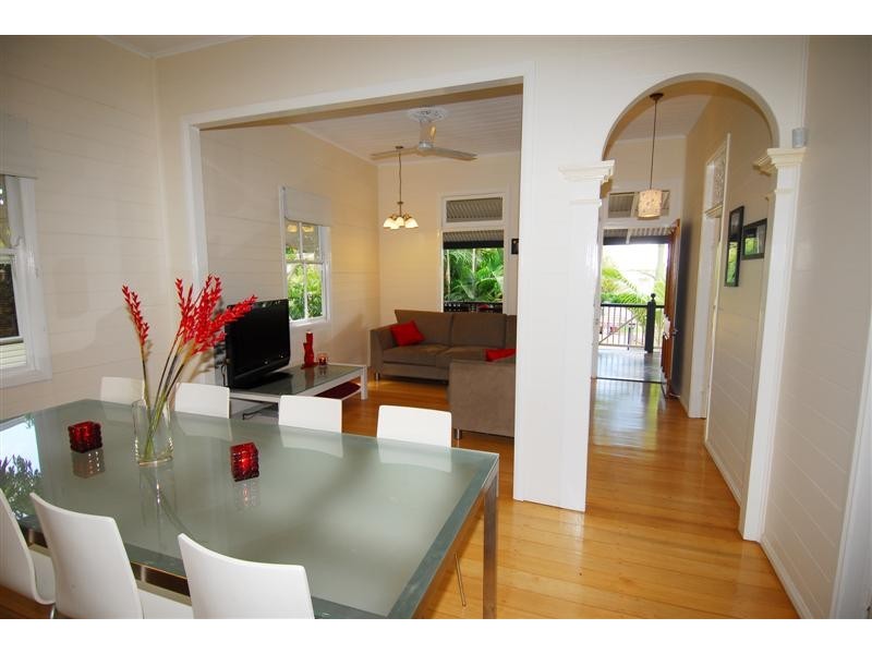 26 Tenth Avenue, Railway Estate QLD 4810