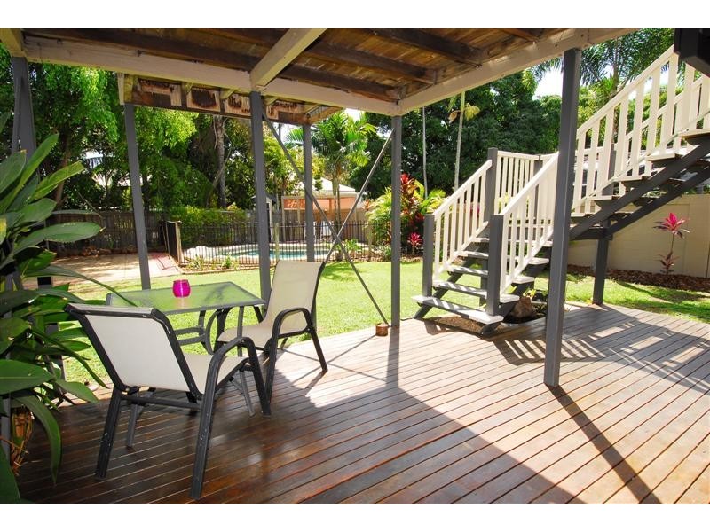 26 Tenth Avenue, Railway Estate QLD 4810