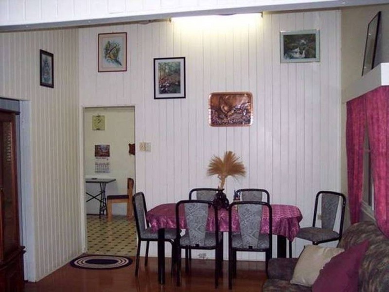 79 Robertson Street, Railway Estate QLD 4810