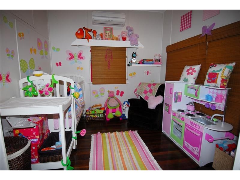 172  Corcoran Street, Currajong QLD 4812