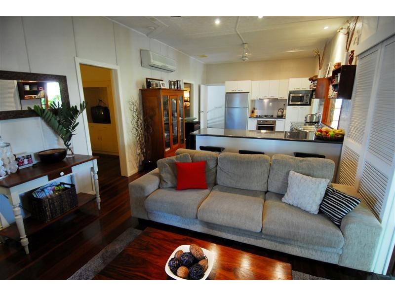 172  Corcoran Street, Currajong QLD 4812