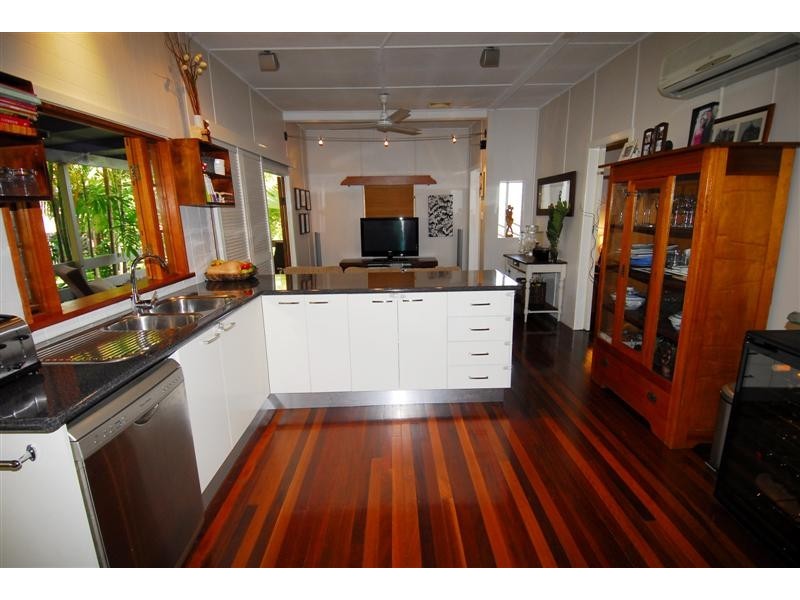 172  Corcoran Street, Currajong QLD 4812