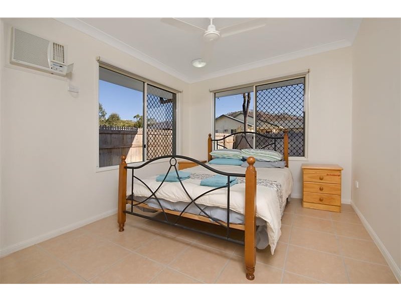 19 Hilton Way, Mount Louisa QLD 4814