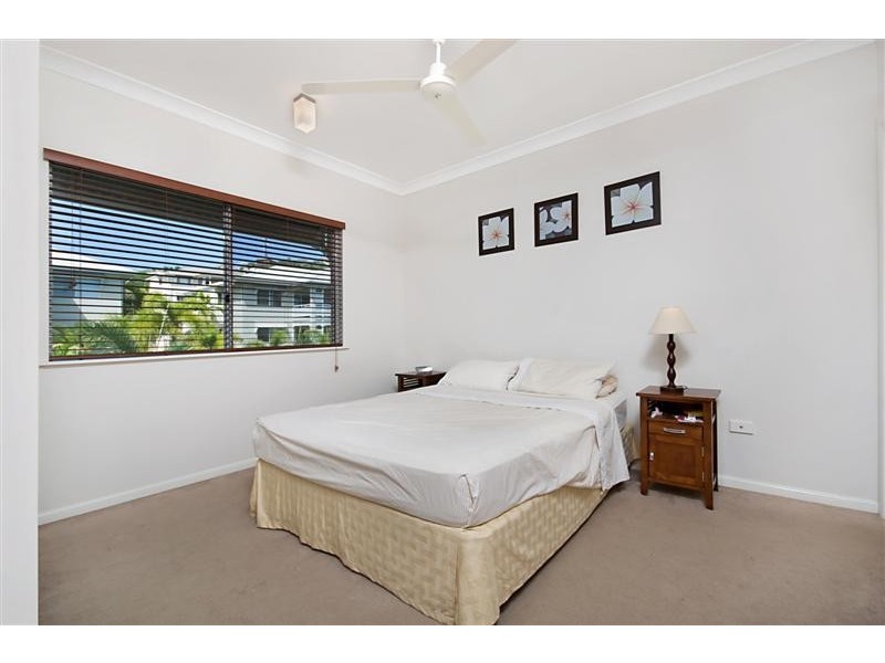 12/42 Warburton Street, North Ward QLD 4810