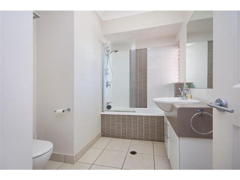 12/42 Warburton Street, North Ward QLD 4810