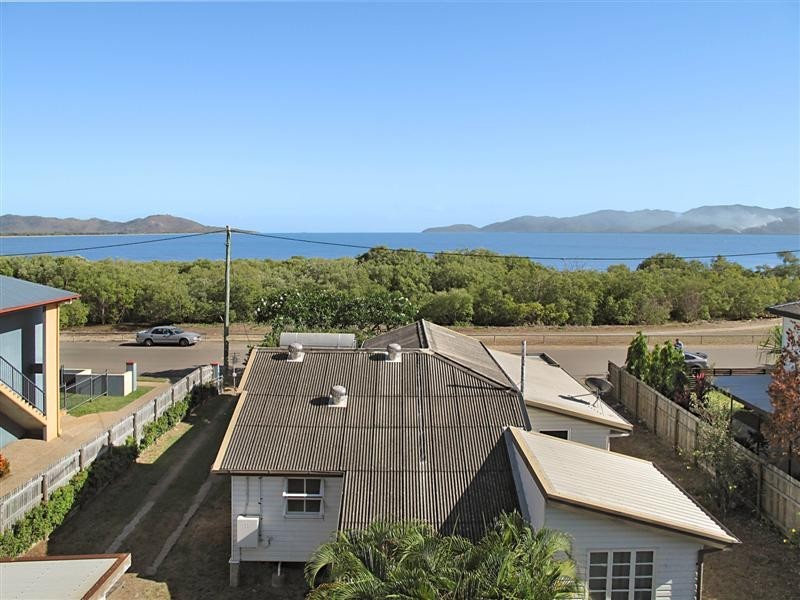 92 The Esplanade, Townsville QLD 4810