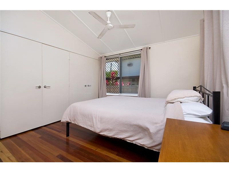 92 The Esplanade, Townsville QLD 4810