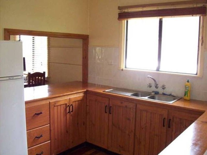 93 Robertson Street, Railway Estate QLD 4810