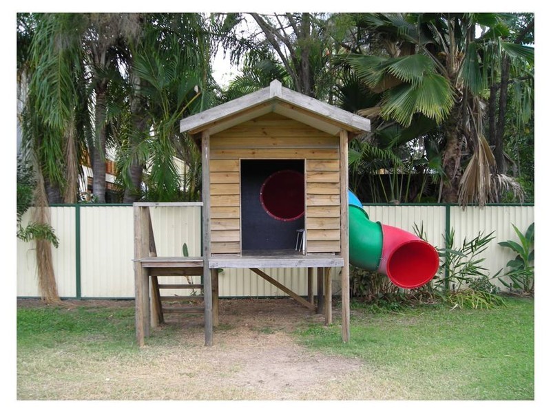 93 Robertson Street, Railway Estate QLD 4810