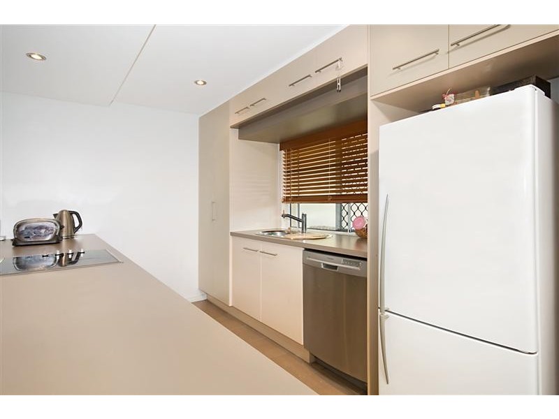 102/1 Burnda St, Kirwan QLD 4817