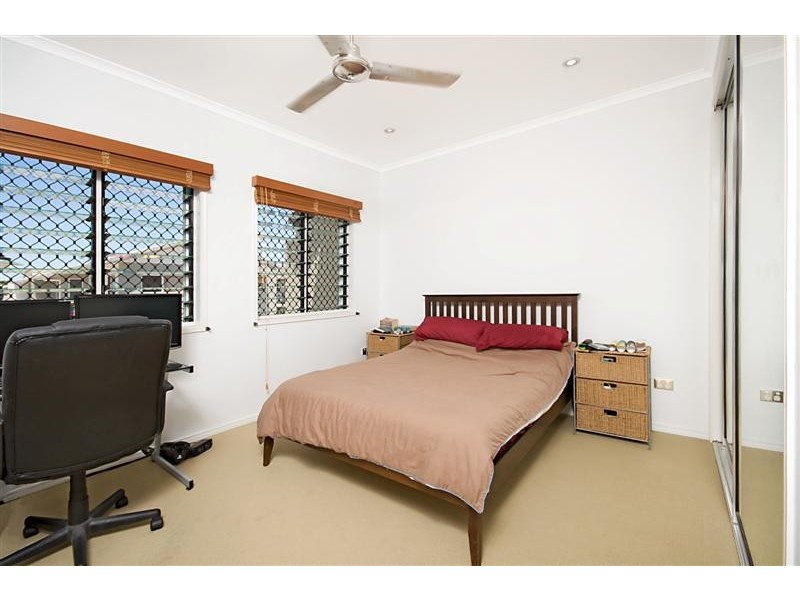102/1 Burnda St, Kirwan QLD 4817