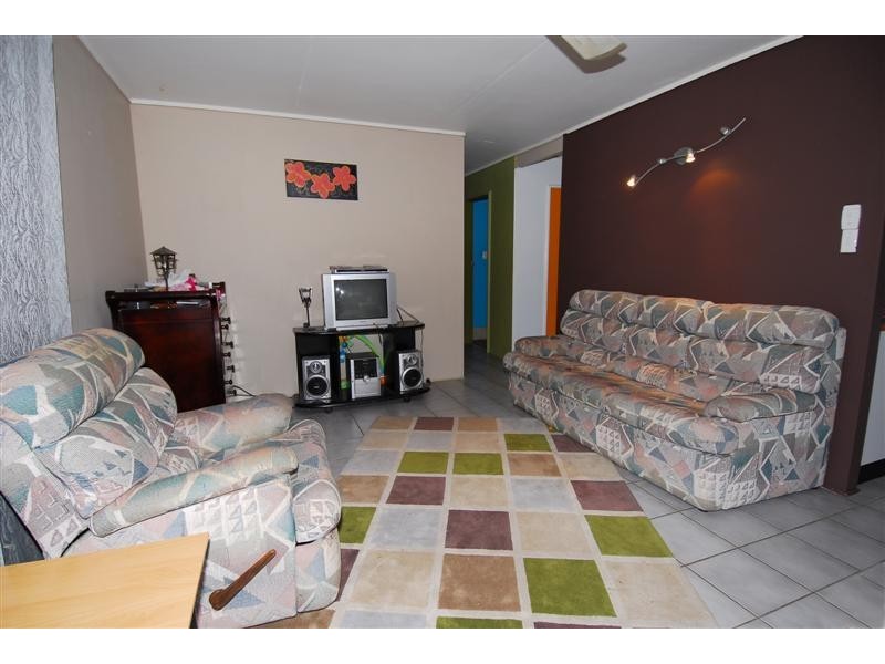 9 Deborah Street, Kelso QLD 4815