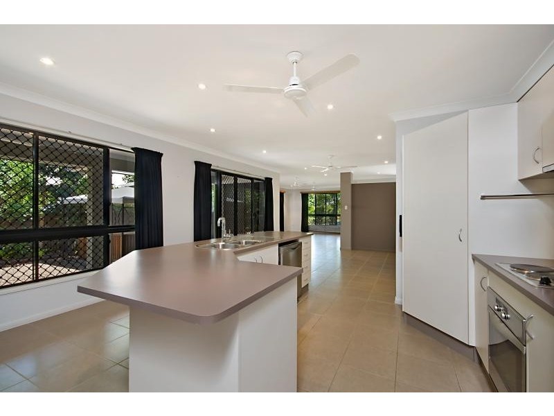 58 Crestbrook Drive, Mount Louisa QLD 4814