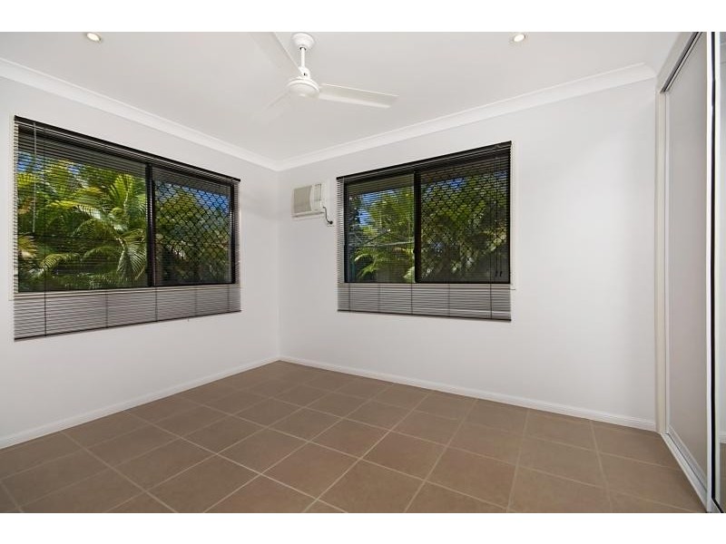 58 Crestbrook Drive, Mount Louisa QLD 4814