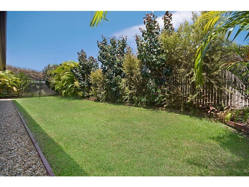 58 Crestbrook Drive, Mount Louisa QLD 4814