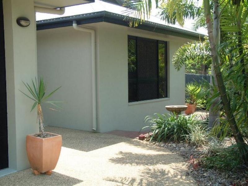 58 Crestbrook Drive, Mount Louisa QLD 4814