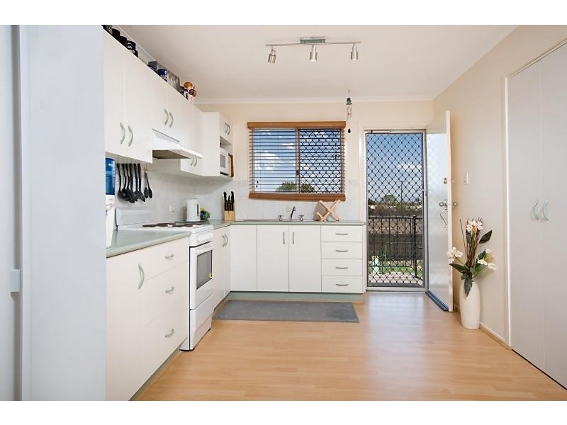 9 Karangi Street, Rasmussen QLD 4815