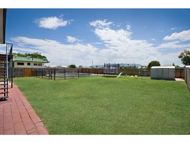 9 Karangi Street, Rasmussen QLD 4815