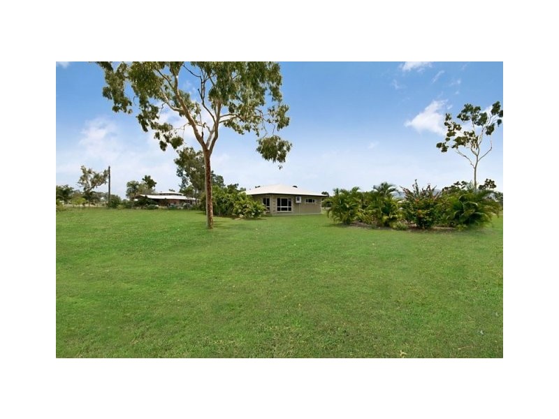 290  Kelso Drive, Kelso QLD 4815