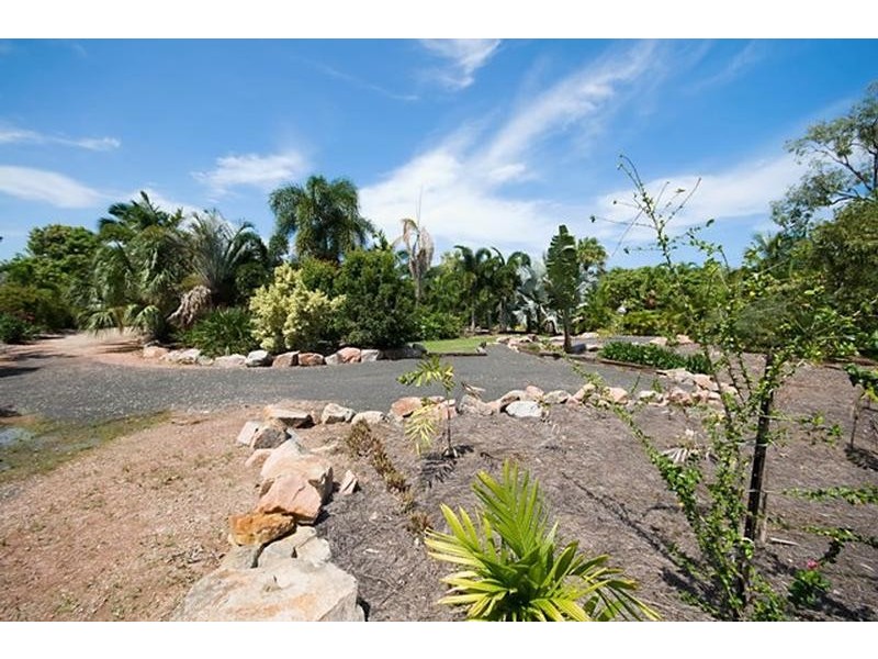 71 Mystic Ave, Balgal Beach QLD 4816
