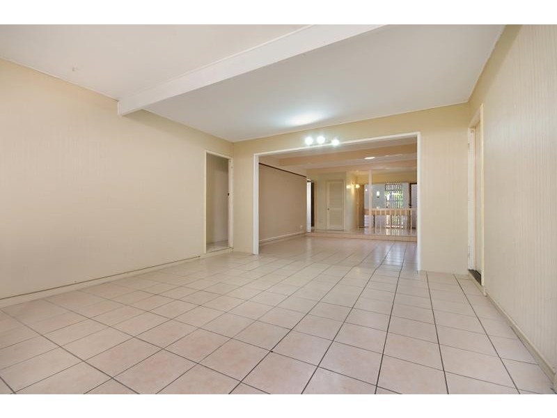 31 Leeds St, Gulliver QLD 4812