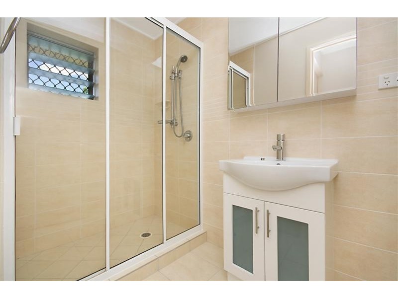 2/36  Wareham Street, Aitkenvale QLD 4814