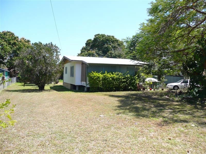 1521  Riverway Drive, Kelso QLD 4815