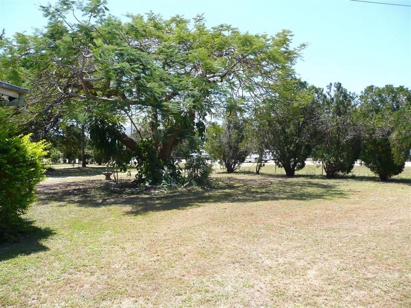 1521  Riverway Drive, Kelso QLD 4815