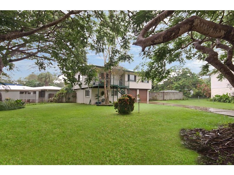 7 Keesing Road, Douglas QLD 4814